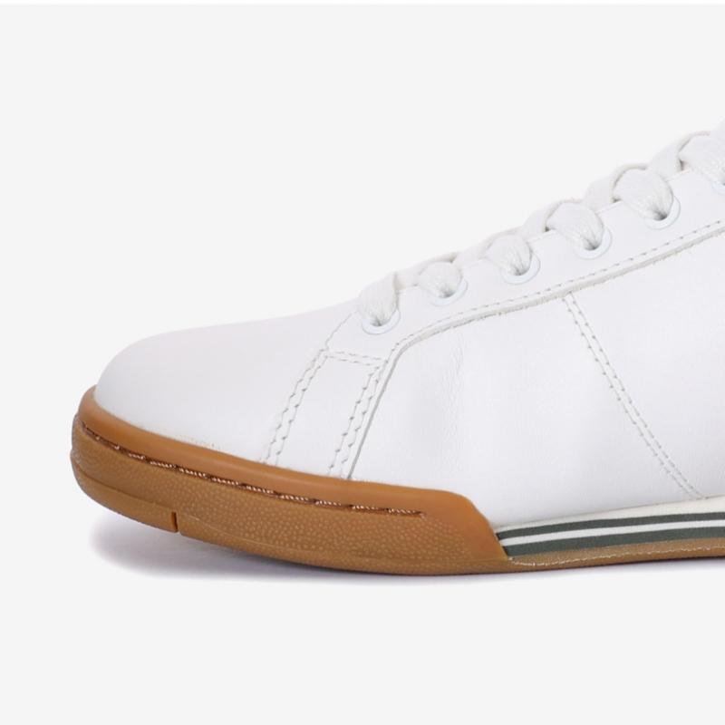 Fred Perry Unisex Leather Sneakers B722 T36