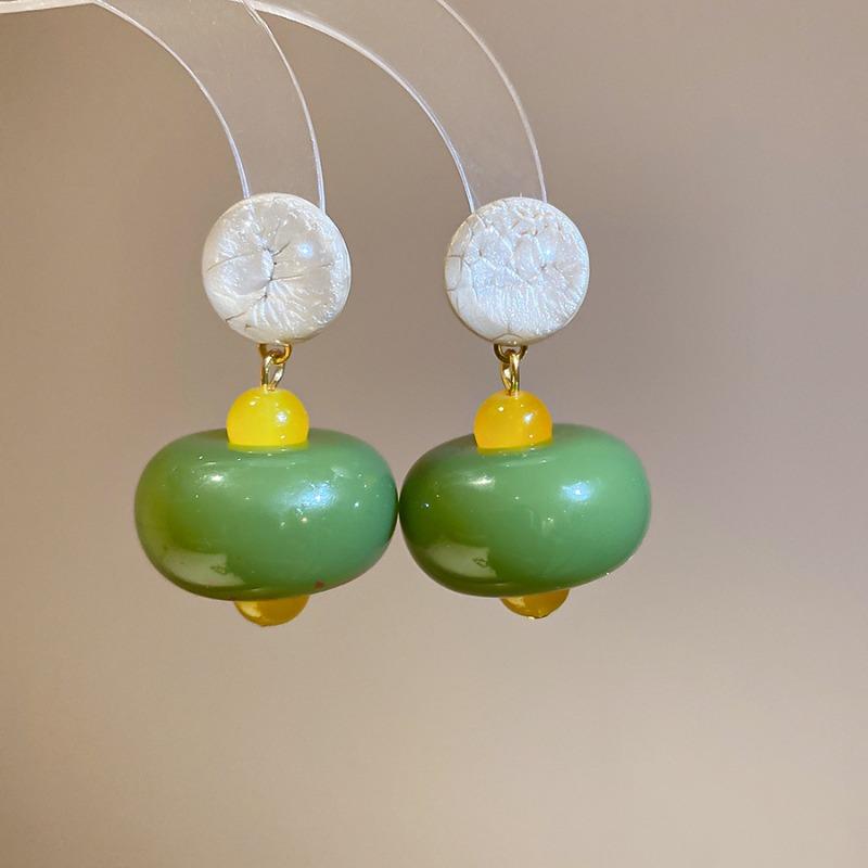 New Chinese retro irregular resin round stud earrings small fresh high-end earrings niche design earrings women