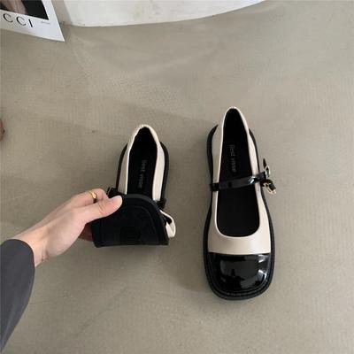 2025 meisjes Platte Schoenen Vierkante Neus Retro Loafers Vrouwelijk Riemgesp Casual Herfst Mode Dame