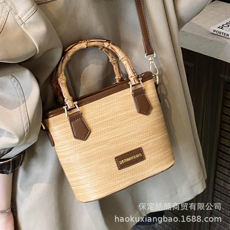 This year's popular small bag women's summer 2025 new versatile shoulder messenger bag casual ins bucket bag