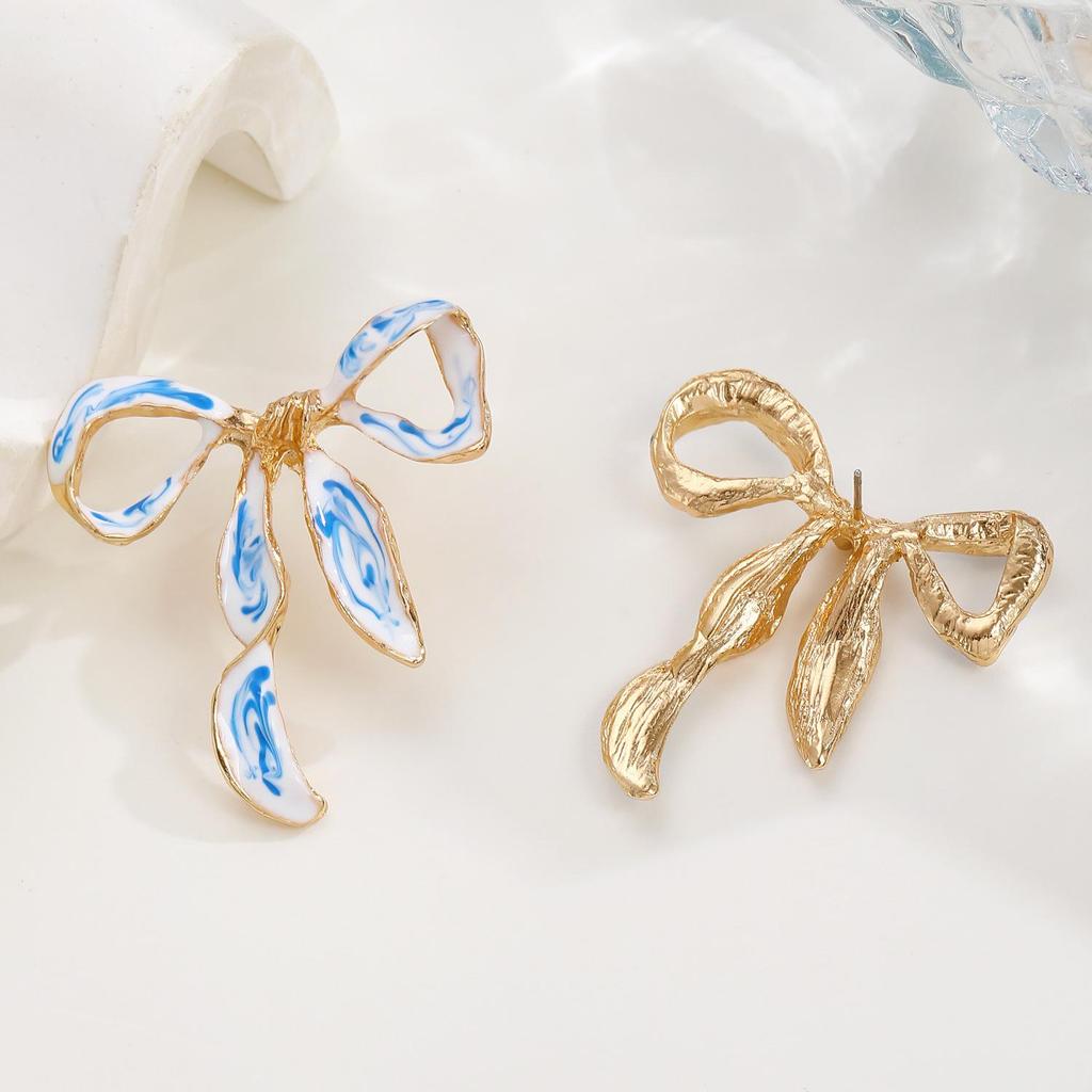 Literary Retro Fashion Enamel Imitation Blue And White Porcelain Drip Oil Bow Pendant Earrings For Women