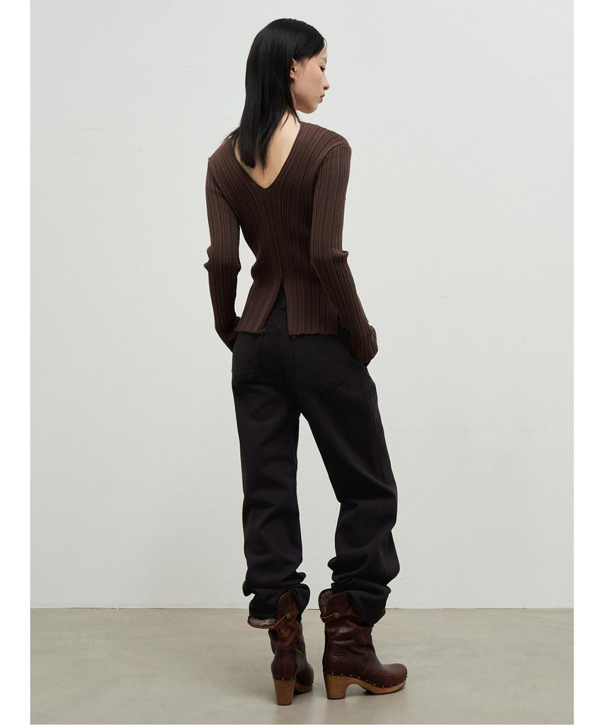 Anggae V Neck Slit Knit Pullover Brown