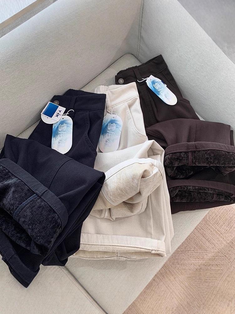 Soft Satin Denim: Women's Warm Wide-Leg Fleece Pants for Autumn/Winter - Stretchy, Thickened, Slimming, Straight Leg.