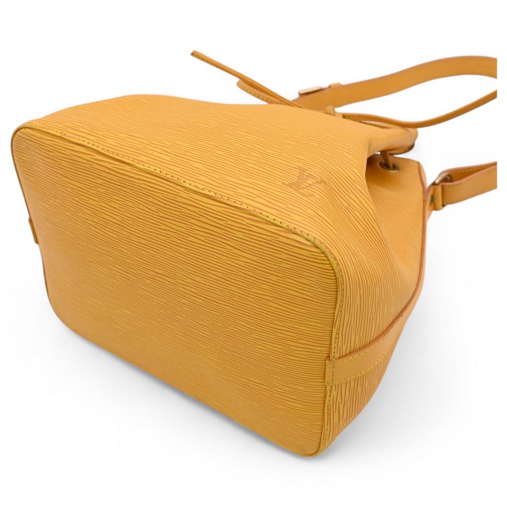 Auth LOUIS VUITTON Epi Petit Noe Shoulder Bag Yellow Leather M44109 lv6630cf