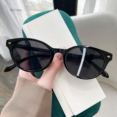 Luxury  Designer Sunglasses Men  Vintage Red Blue Round Sun Glasses Women Driving Retro Mens UV400 Blue Light Blocking