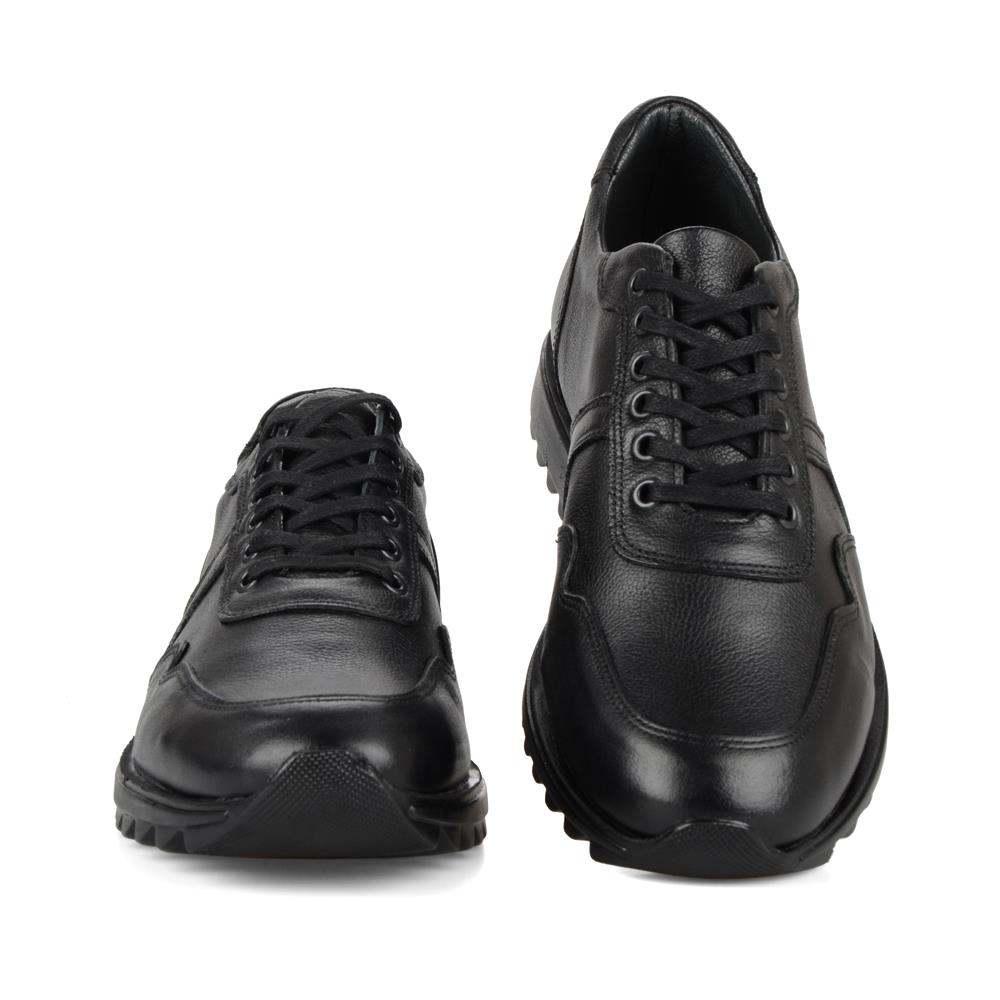 FootCourt- Scarpe da ginnastica nere da uomo in vera pelle di nuovo stile Scarpe  da ufficio con suola spessa traspirante Scarpe stringate Scarpe da  ginnastica della nuova stagione acquista in modo economico —