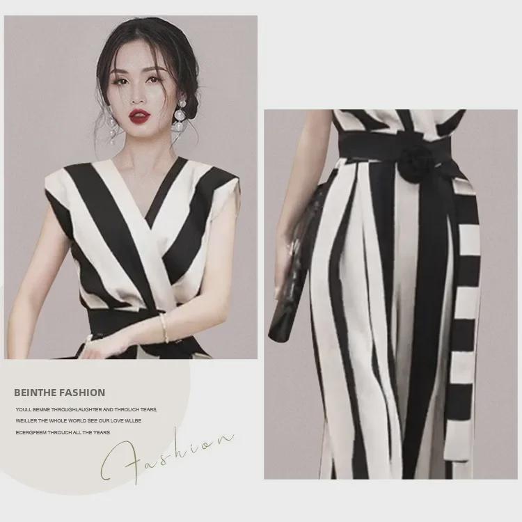 Sleeveless V-Neck Striped Jumpsuit with Waist Belt
