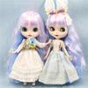 Bonecas e peluches – Bonecas
