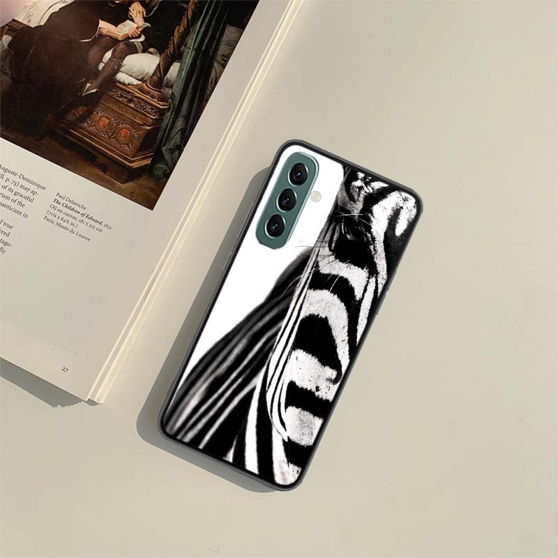 Zebra Black And White Phone Case for Samsung A54 A14 A24 A34 A17 A37 A57 A55 A35 A25 A15 A07 A05S A04S A12 A22 A32 A52S A72 Gala