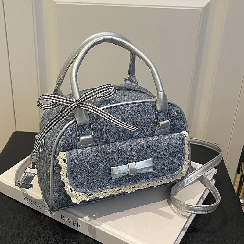 

Корейская версия модной сумки-боулинга, портативной сумки-бостон, простой нишевой универсальной маленькой квадратной сумки с кружевом синий