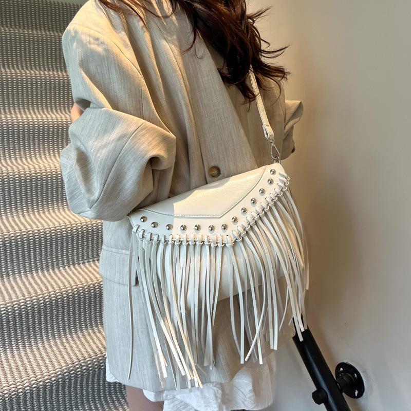 Cool Spice Girl Rivet Bag Women's New Fashion Tassel Shoulder Bag Summer Versatile Messenger Bag