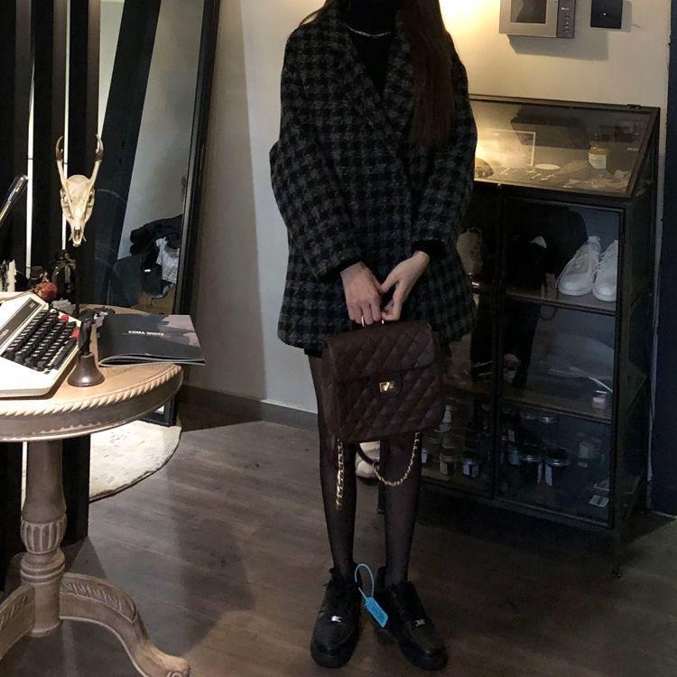 Women's Mid-length Wool Plaid Coat: Loose, Padded, Warm for Spring/Autumn