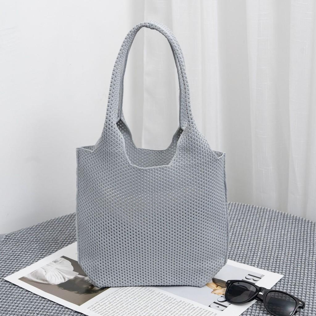 Modern And Versatile Bucket Style Knit Handbag With Hollow Pattern In Trendy Colors For Any Outfit