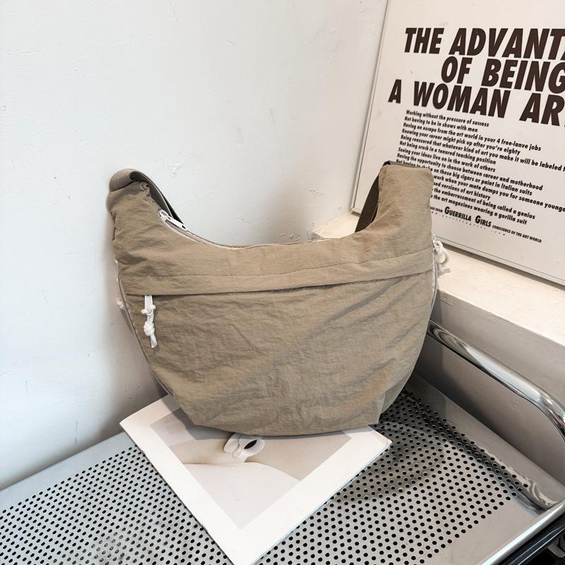 

Повседневная плечевая сумка большой вместимости Новая универсальная сумка-тоут для поездок на работу, сумка-пельмень, сумка-мессенджер темные хаки