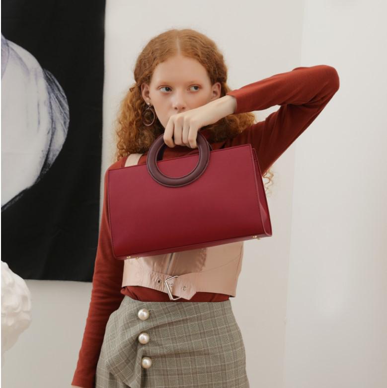 2024 Fashion Red Bridal Handbag - Women's Large Capacity Wedding Bag