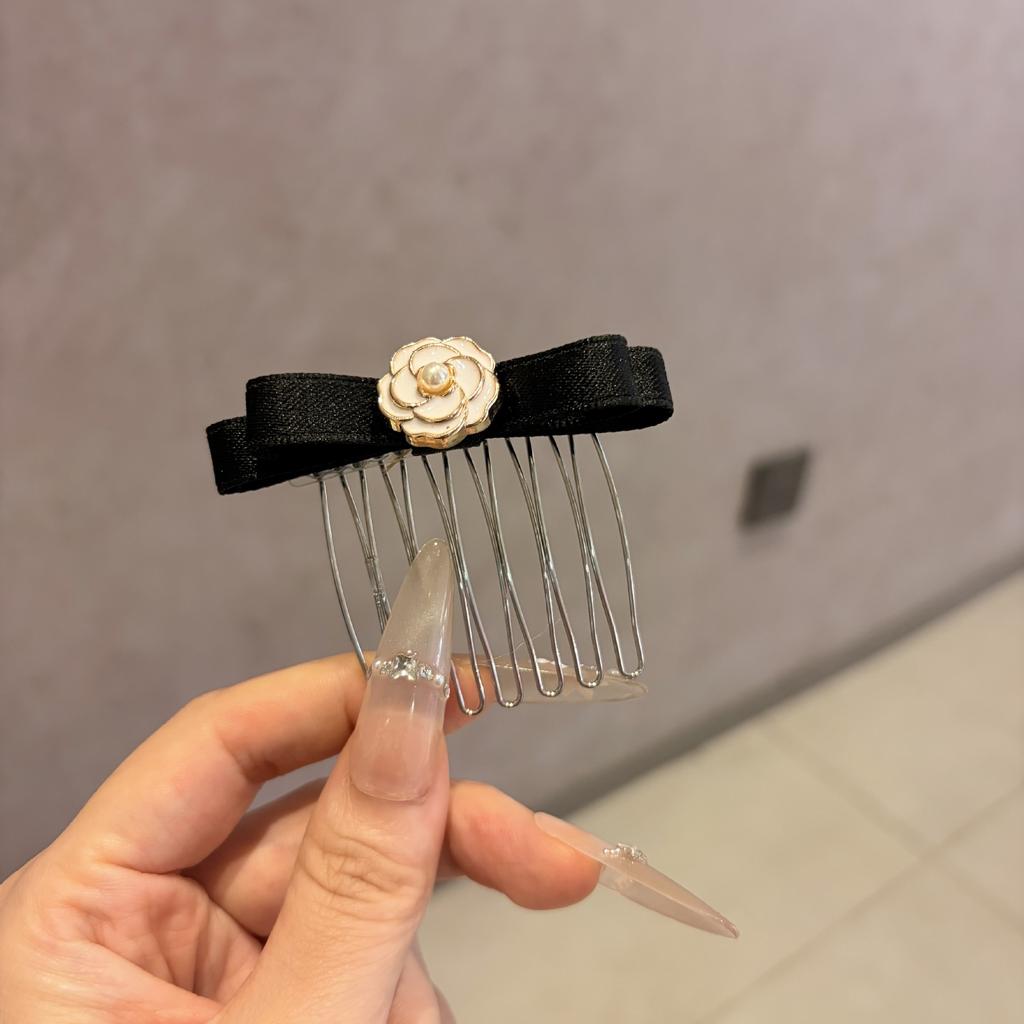 1PC Bangs Broken Hair Sorting Hair Comb Women Girls Cute Butterfly Knot Hair Clip Bow Flower Korean Sweet Inverted Comb Hair Accessories Jewelry