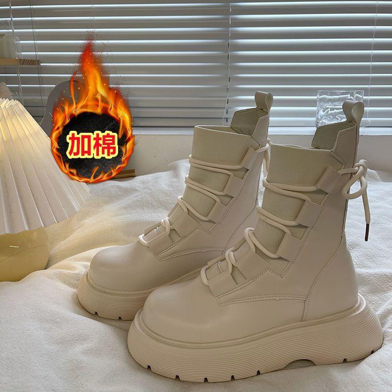 

Белые британские ботинки Мартин женские 2025 осень новые тонкие маленькие на толстой подошве увеличивающие рост шнуровка универсальные короткие ботинки 40