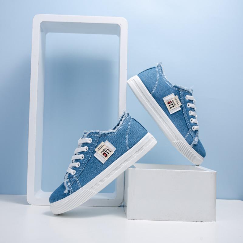 Autumn New Canvas Shoes Female Small White Shoes Students Flat Bottom Sports Board Shoes Fashion Versatile Soft Bottom Big Size Female Single Shoes
