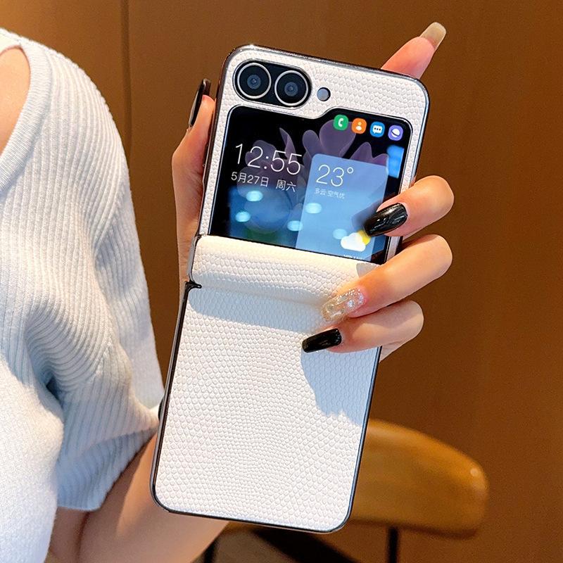 

Electroplate Phone Case for Samsung Galaxy Z Flip 7 Fe 6 5 W24 W25 Flip Lizard Pattern Auto Leather Center Axis Protective Cover Zflip7Fe белый