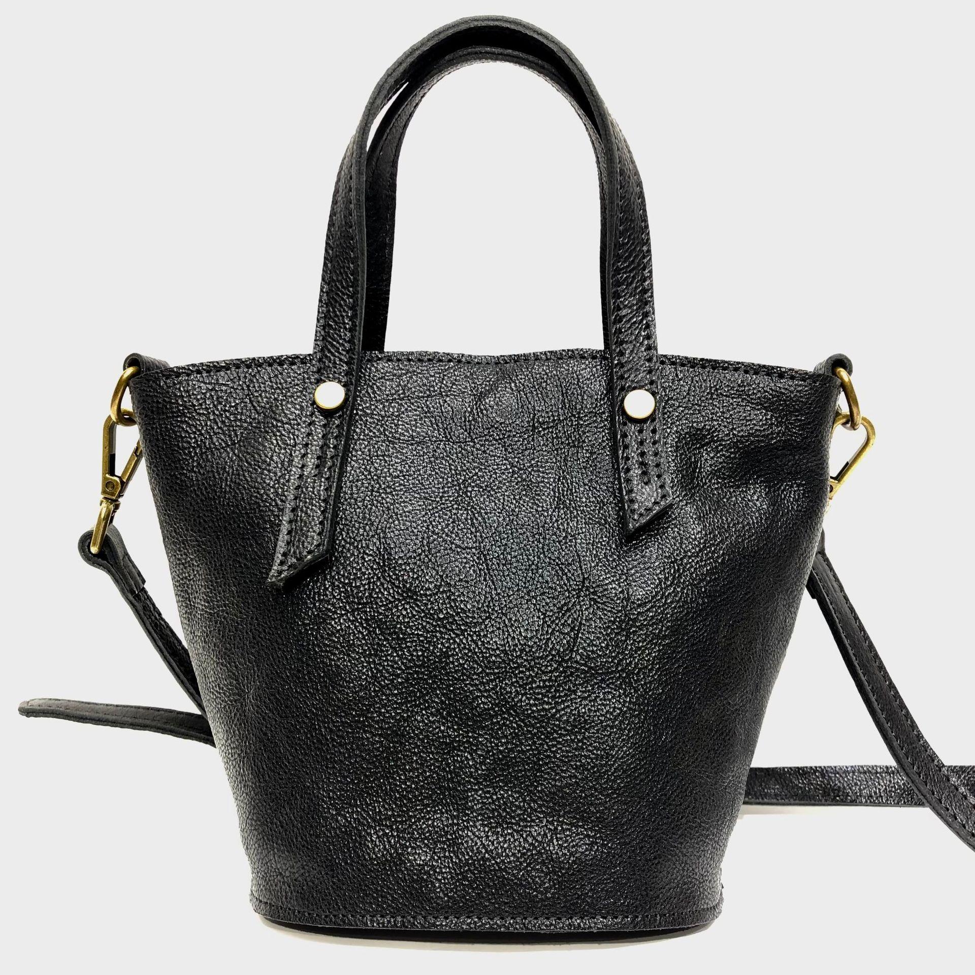 

Genuine Leather Women s Bag Handcrafted Top Layer Vegetable-tanned Cowhide Single-shoulder Crossbody Designer Luxury Bag 18x25x12cm