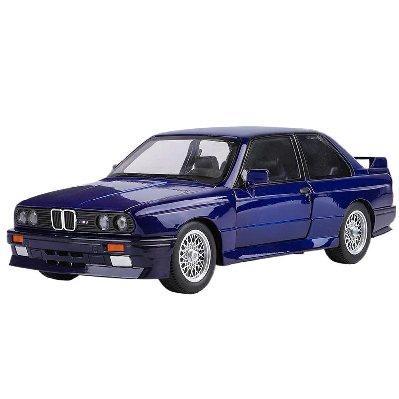 1/24 BMW M3 E30 IM Alloy Miniature Car Diecast Metal Model Collection Hobbies Birthday Present with Friend Decoration Classic Car GT