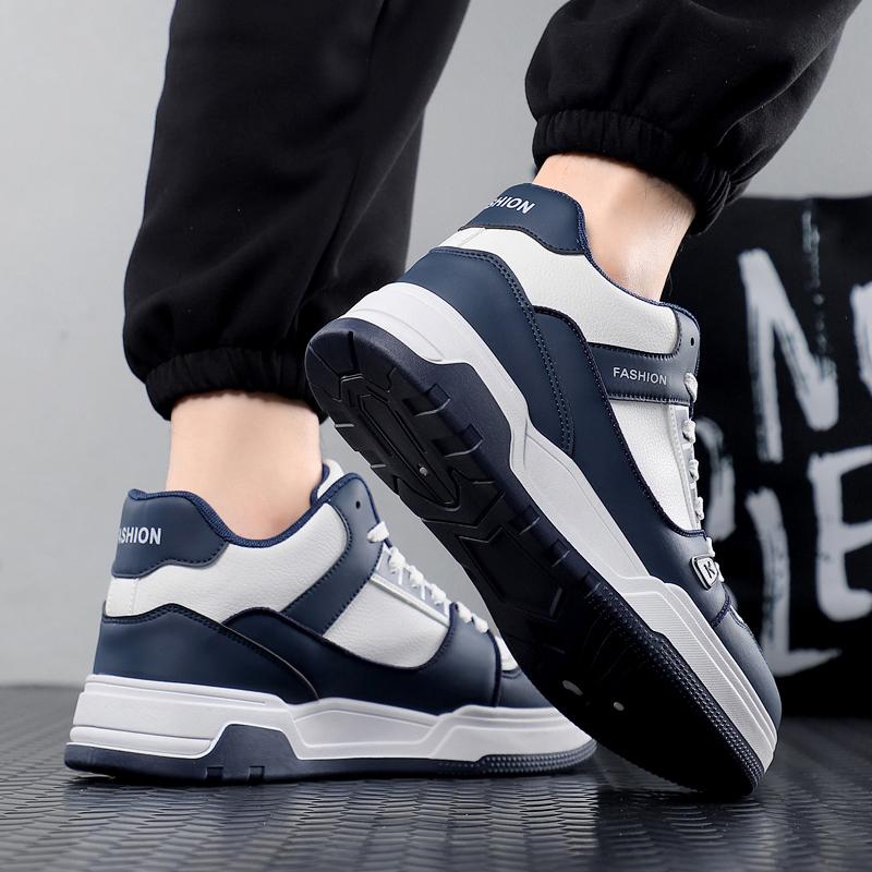 New Men's Classic Four Seasons Fashion Middle Top Skateboarding Shoes Comfortable Soft Sole Sneakers