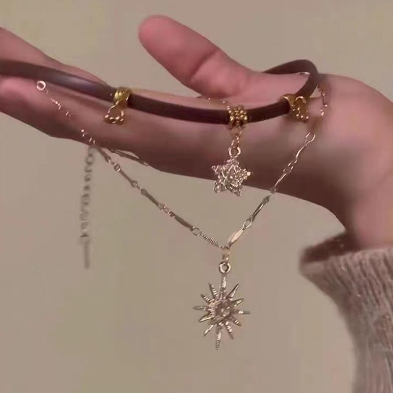 Women Vintage Leather Choker Necklace Double Layered Star Pendant Jewelry Adjustable Chain