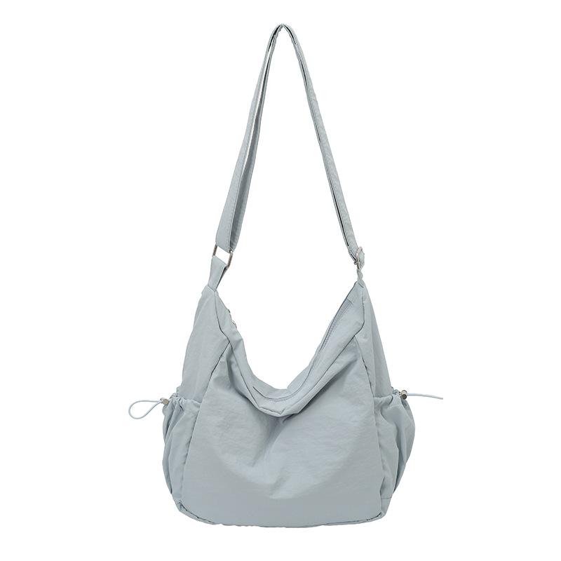 Stylish solid color casual shoulder bag New large-capacity simple messenger bag Versatile Korean version Lazy commuter bag