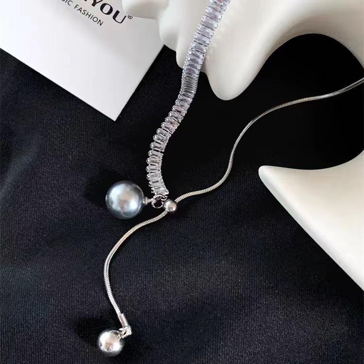 Pullable flash diamond pearl long necklace light luxury niche new design sense advanced collarbone chain neck chain trendy and versatile
