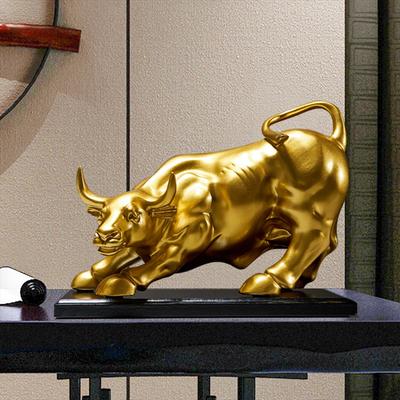 Modern Style Resin Cattle Ornaments Decorative Golden Bull Sculpture  Aesthetics Decor Gift Resin Mascot Home Office Decoration