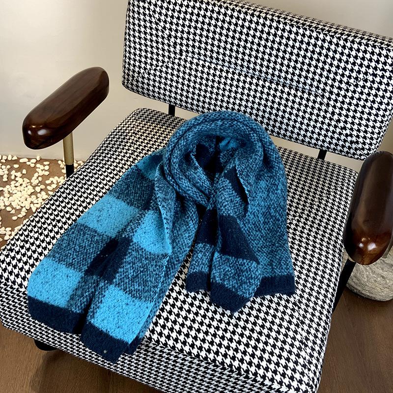 Plaid scarf women's autumn and winter new soft and versatile knitted shawl contrasting color high-end scarf