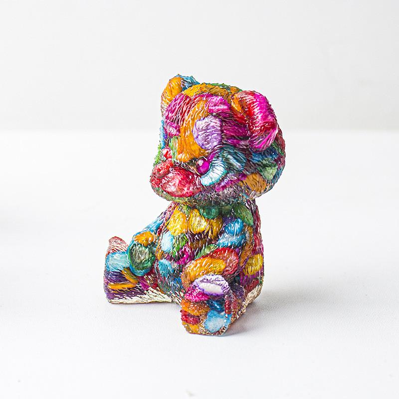 Crystal Resin Bear Desk Ornament With Natural Water Crystals For Home Office Decor