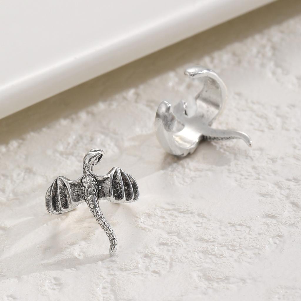 Retro Dragon Ear Cuff No Piercing Gothic Winged Dragon Ear Clip for Women