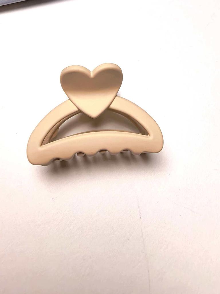 4cm Frosted Milk Coffee Hair Claw Clip for Women’s Updo – Small, Simple, Shark Design
