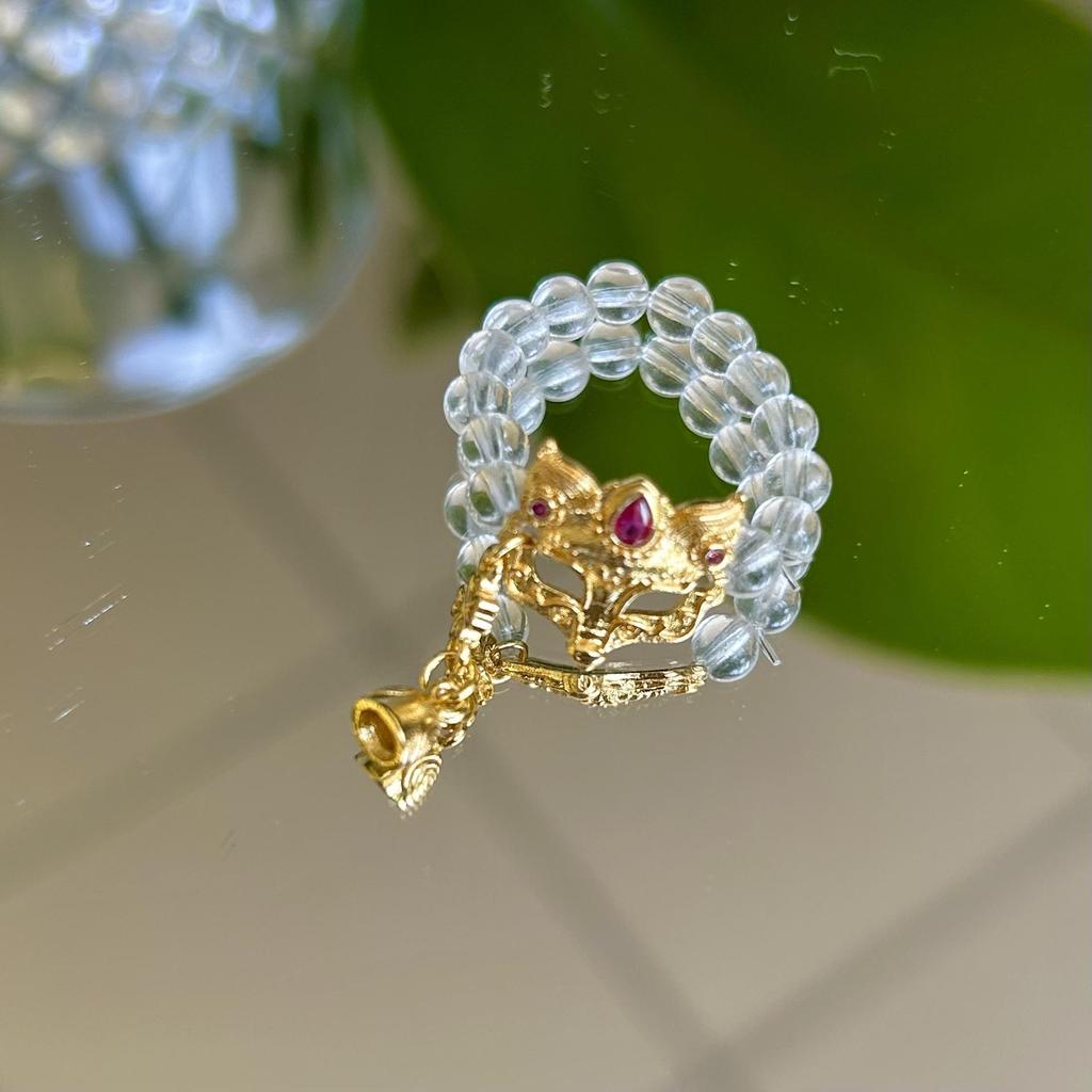 Elegant Sand Gold Fox Mask Ring with 4mm White Crystal and Tassel