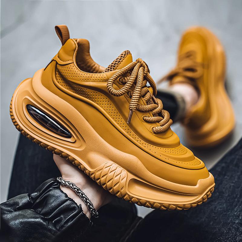 Autumn sports and leisure students running heightening dad ins trendy shoes