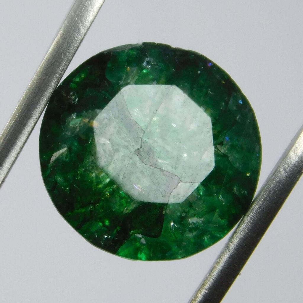 Natural Green Emerald Loose Gemstone 6.80 Ct Round Shape for Jewelry Making and Gem Collections