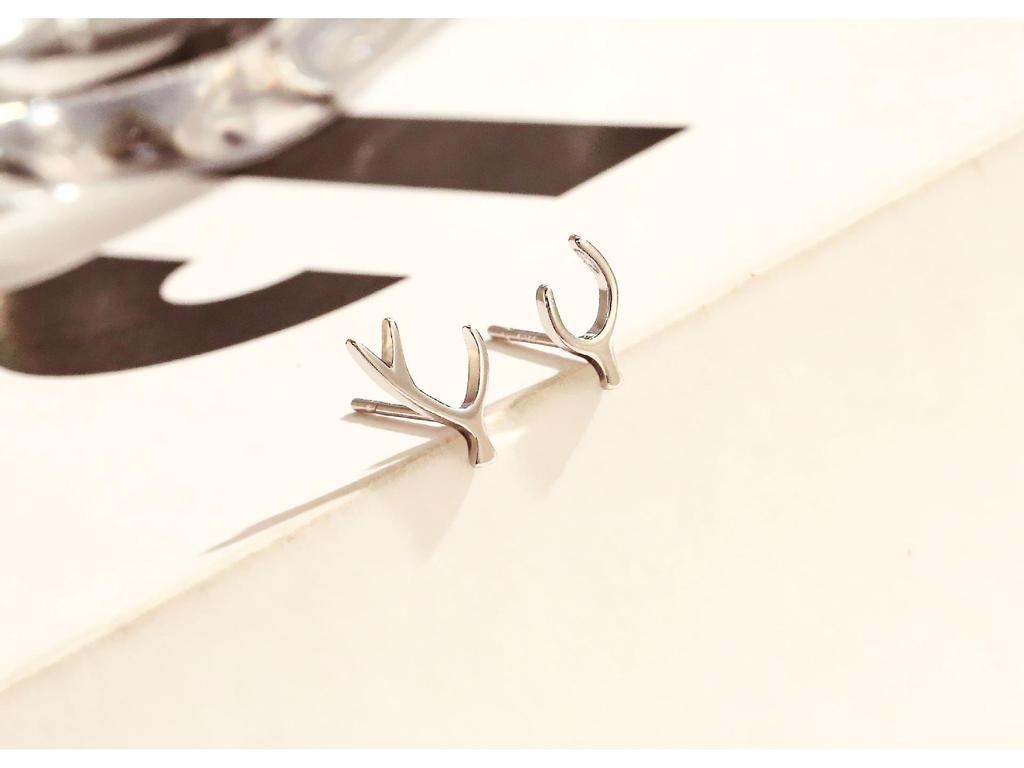 Trendige japanische & koreanische Elch-Ohrringe für Damen - Niedlicher kleiner Hirschschmuck, Perfektes Weihnachtsgeschenk
