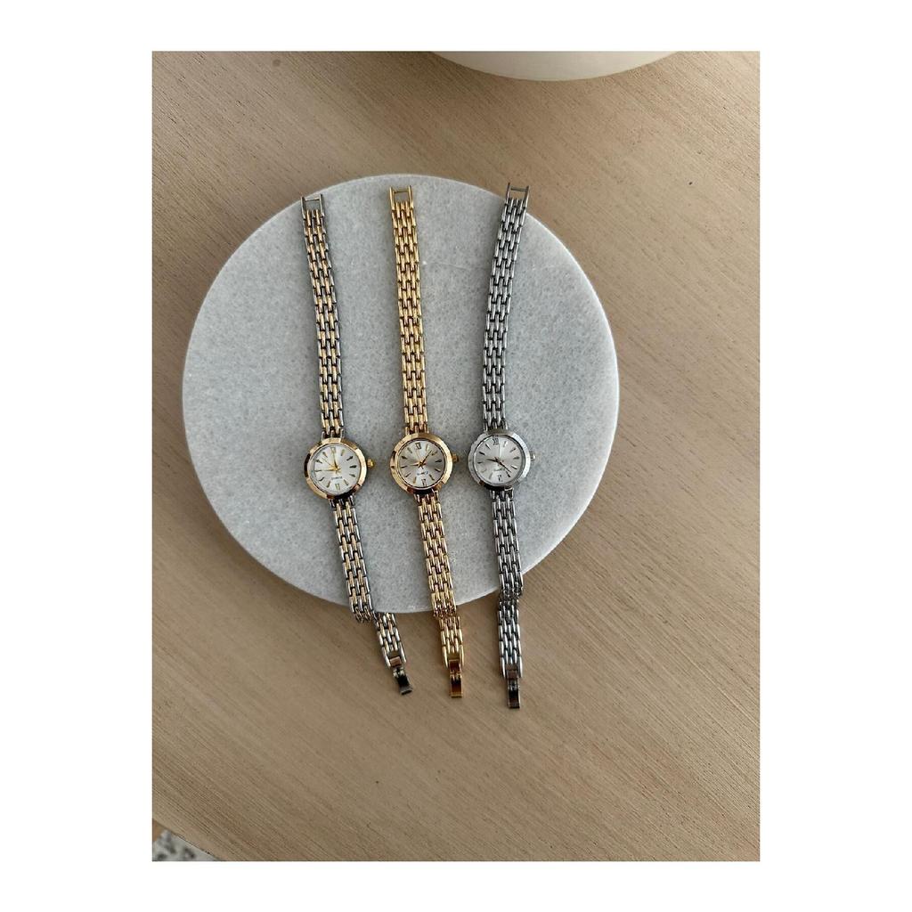 Violette Armbanduhr (Gold)