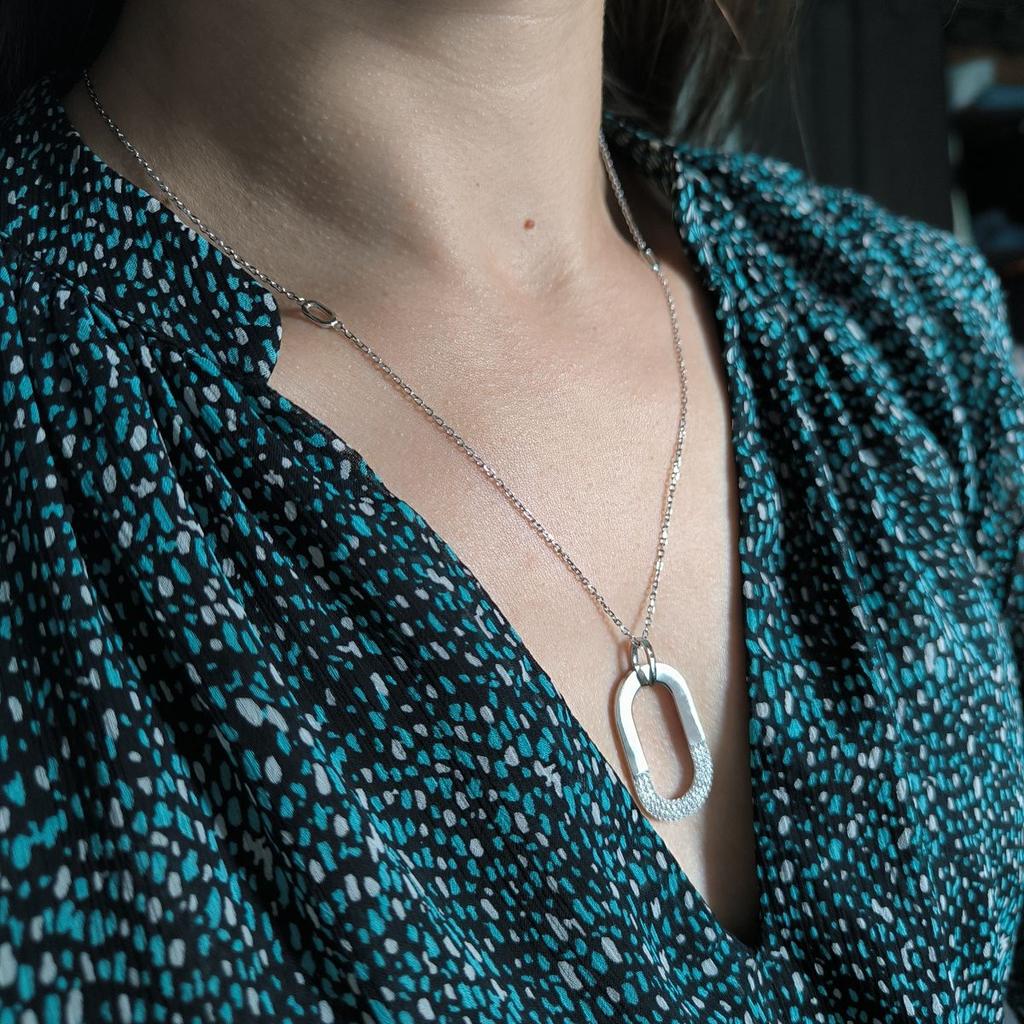 Silver Necklace with Cubic Zirconia, Item Weight 5.61 G (2192473)