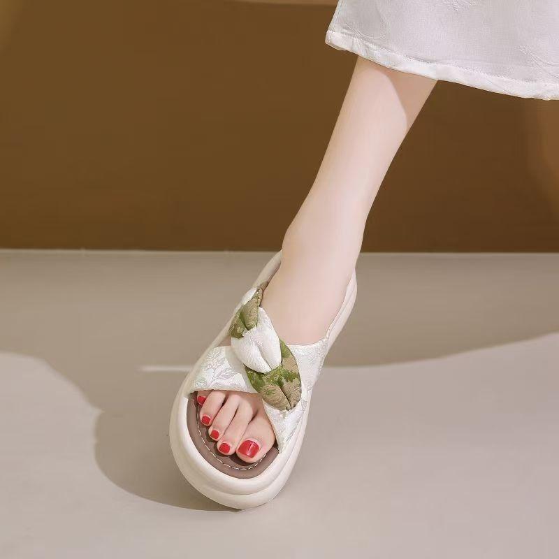 Platform slippers women's outerwear summer new models with skirts beach fashion flip-flops