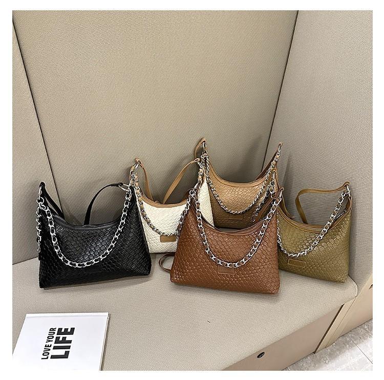 2023 New Korean Style Fashion Small Batch Design Women's Bag Simple Commuter Chain Hand-held Trendy Versatile Single Shoulder Bag