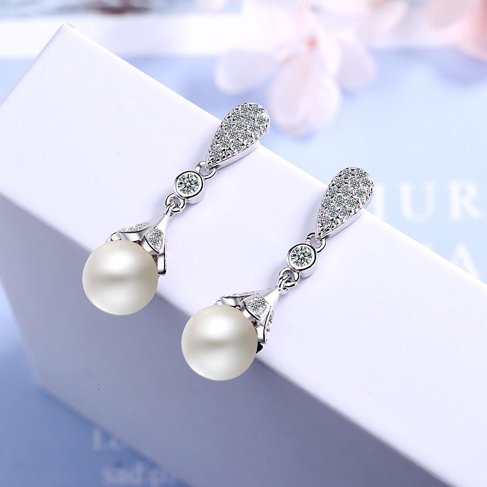 Long Temperament Versatile Fringed Round Pearl Earrings