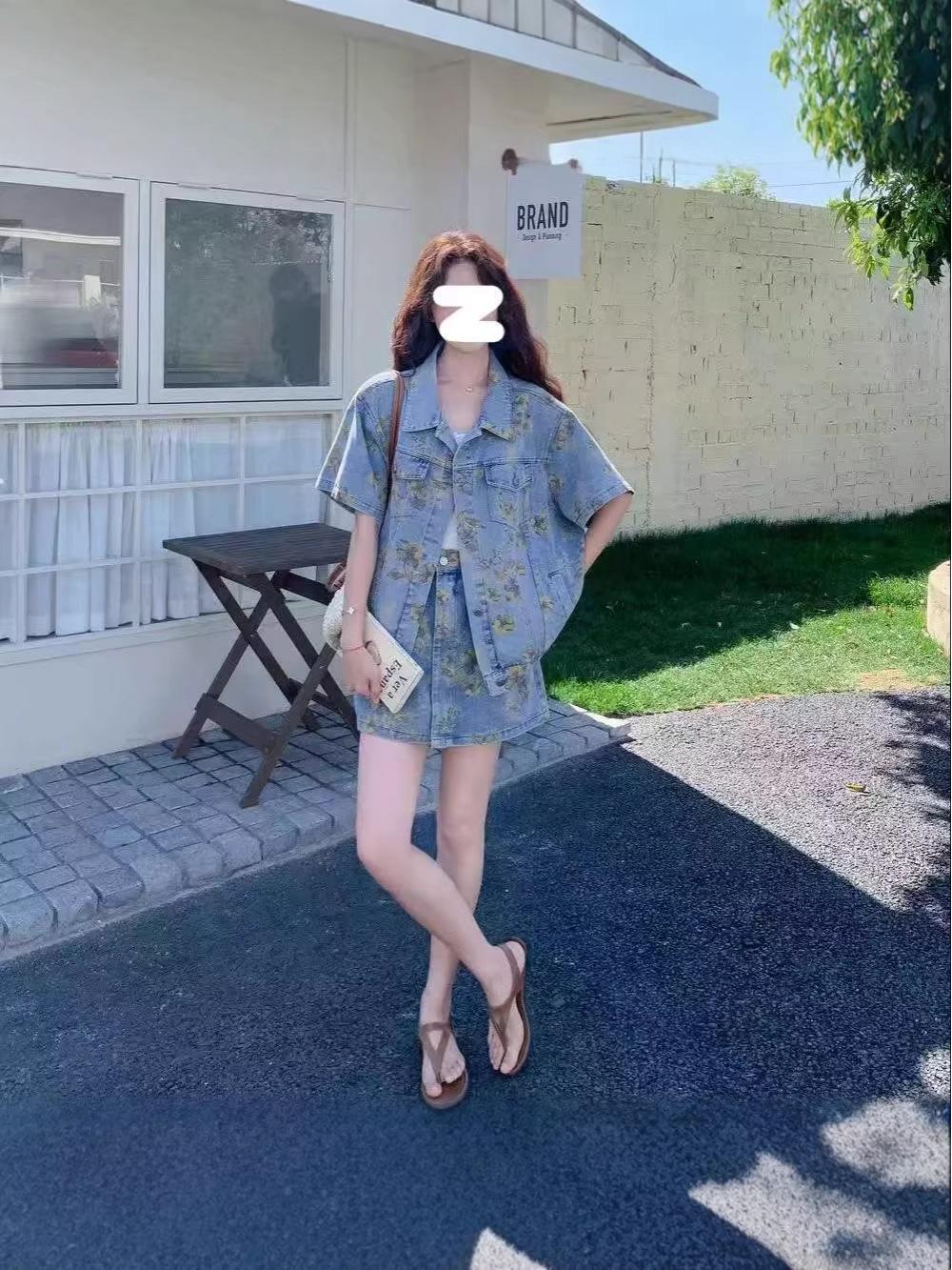 

Korean Spring 2026 Retro Floral Denim Jacket & High Waist Skirt Set L