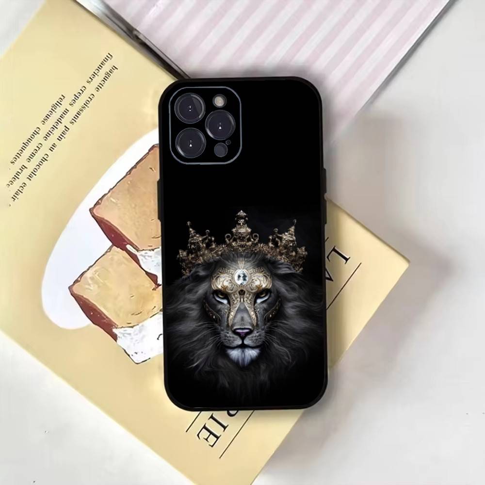 Cool King Lion Fashion Pattern Design Phone Case For iPhone17,16,15,14,13,12,11 Plus,Pro Max,Soft Black Cover