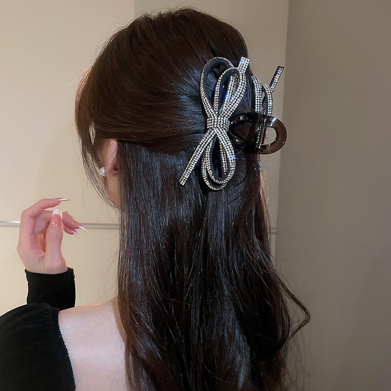 Retro Light Luxury Bow Hairpin, Elegant and Advanced, Back of the Head Grab Clip, Fashionable Temperament, Versatile Hair Accessories Woman