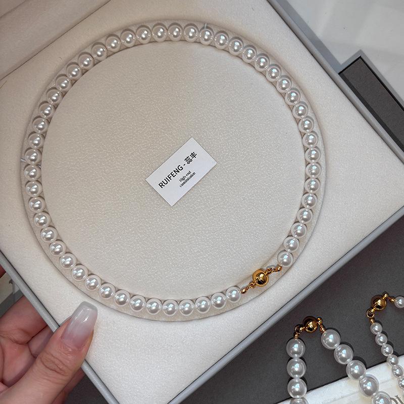 Magnetic Pearl Necklace Neck Chain Stacked Accessories Women's Light Luxury Niche Collarbone Chain