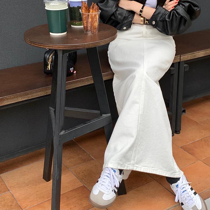 2026 Korean Chic High-Waisted Back Slit Denim Midi Skirt