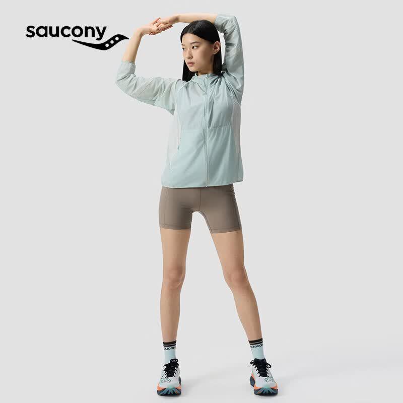 SAUCONY Women s Lightweight Breathable Sport Woven Jacket S
