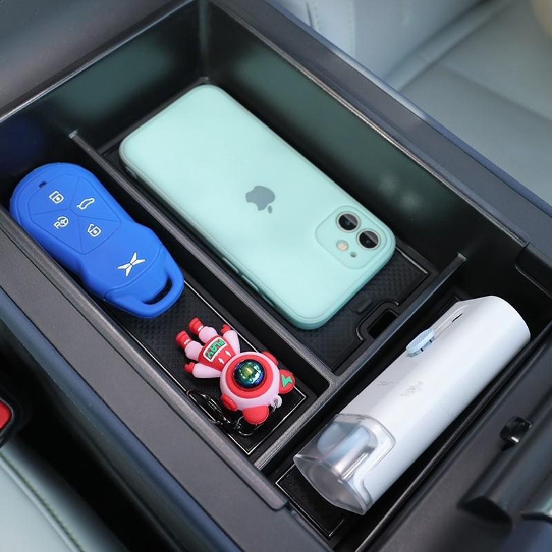 Pro Xpeng G6 2025 2025 2025 Auto Středová Konzole Drobnosti Ukládací Podnos Loketní Opěrka Úložný Box Černý Vrstvený Organizér Box Příslušenství